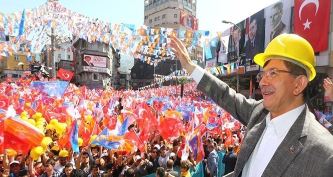 Davutoğlu; “Paralel Yapı Bunların Akıl Hocaları”