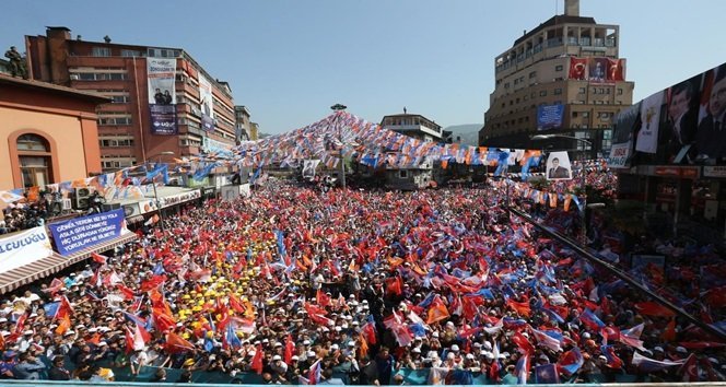 DAVUTO?LU: "BATI KARADEN?Z'? GEL???M HAVZASI ?LAN ED?YORUZ" BA?BAKAN AHMET DAVUTO?LU: ?AK PART? DÖNEM?NDE B?NLERCE ZONGULDAKLI EMEKÇ? OLARAK ALINDI BUNDAN SONRA DA ALINACAK? ?BURAYA GEL?P DE TTK ÖZELLE?ECEK D?YECEK OLANLAR VARSA BÖYLE B?R PLANIMIZ YOK OLMAYACAK? ?B?R GÜN ?N?ALLAH MADENE GEL?P S?ZLE B?RL?KTE OLACA?IM?