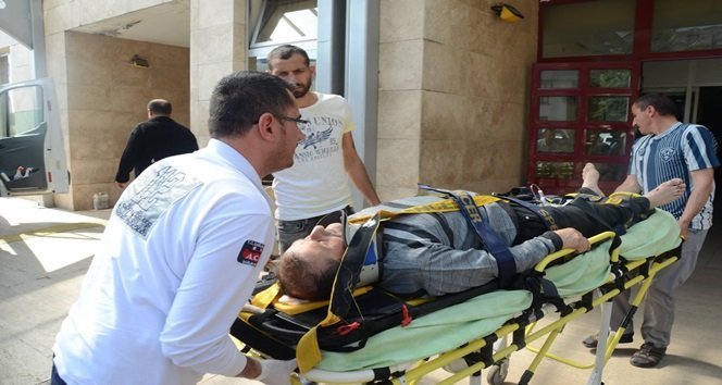 Ustaları izlerken altı metre yükseklikten düştü