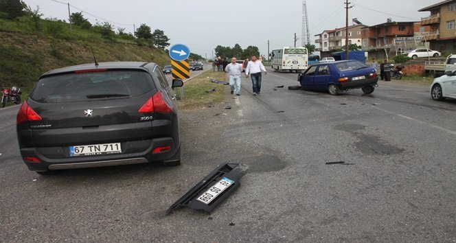 KDZ.ERE?L??DE Z?NC?RLEME TRAF?K KAZASI: ?K? YARALI