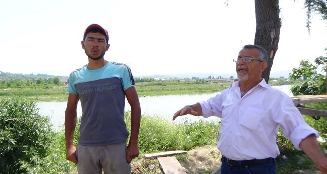 ÇARES?ZL?K ?Ç?NDE ANNELER?N?N BULUNMALARINI BEKL?YORLAR