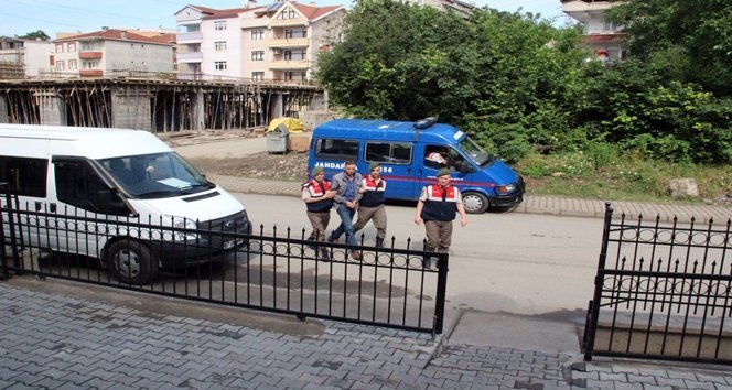 BA?LIK PARASINI GER? ?STEYEN EN??TES?N? VURDU