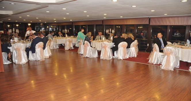 KOLEJ MEZUNLARININ 50 YILDIR BİTMEYEN DOSTLUĞU