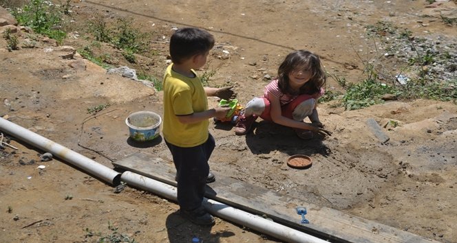 (ÖZEL HABER) BU MAHALLE SEÇ?MLERDE OY KULLANMAYACAK YOLU OLMAYAN MAHALLEL?DEN OY TEPK?S?