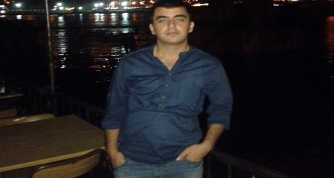 GENÇ POL?S EV?NDE ÖLÜ BULUNDU