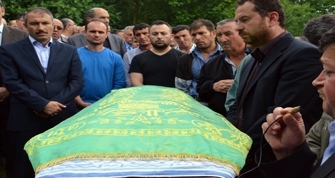 YANGINDA ÖLEN Ö?RETMEN SON YOLCULU?UNA U?URLANDI