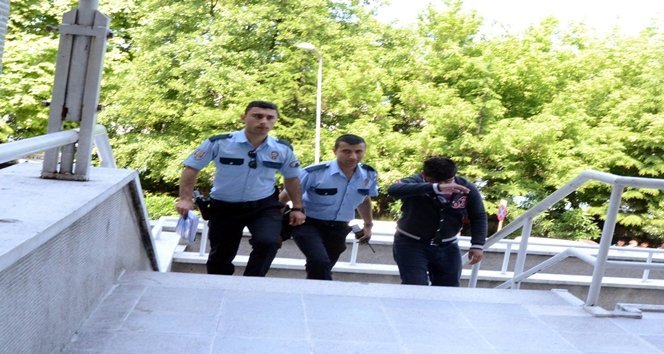 Lise öğrencisinin telefonunu gasp eden zanlı tutuklandı