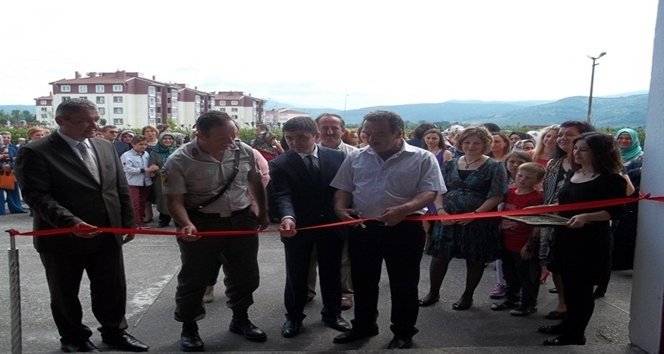 SALTUKOVA'DA HED?YEL?K E?YA VE TEL KIRMA KURSU SERG?S? AÇILDI