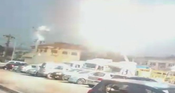 ELEKTR?K D?RE??NDEK? TELLER BOMBA G?B? PATLADI