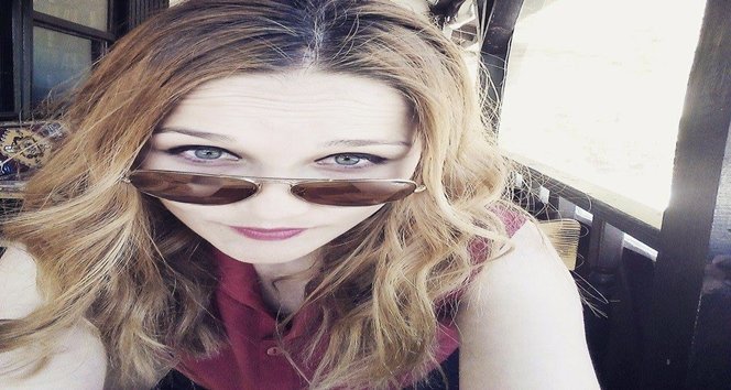 22 YA?INDAK? GENÇ HEM??RE ÖLÜ BULUNDU