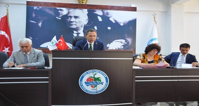 Ak Partili İmar Komisyonu Üyeleri İstifa etti