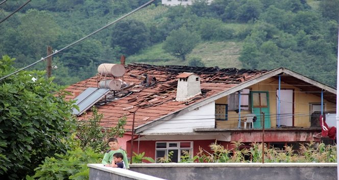 GEL?N VE KAYINPEDER?N? YANMAKTAN KÖYÜN ?MAMI KURTARDI