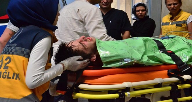 ATATÜRK DEVLET HASTANESİ'NE KALDIRILAN 17 YAŞINDAKİ CAN Y'NİN HAYATİ TEHLİKESİNİN BULUNMADIĞI ÖĞRENİLDİ. (MURAT KÜÇÜK - SERTAÇ ÖZDEMİR/ZONGULDAK-İHA)