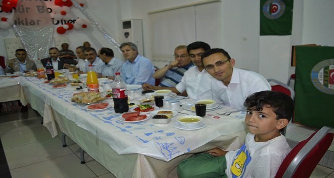 ZONGULDAK'IN ALAPLI İLÇESİ ZİRAAT ODASI TARAFINDAN İFTAR PROGRAMI DÜZENLENDİ. (İHA/ZONGULDAK-İHA)