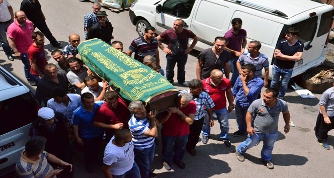 55 Günlük Yaşam Savaşını Kaybeden İşçi Son Yolculuğuna Uğurlandı