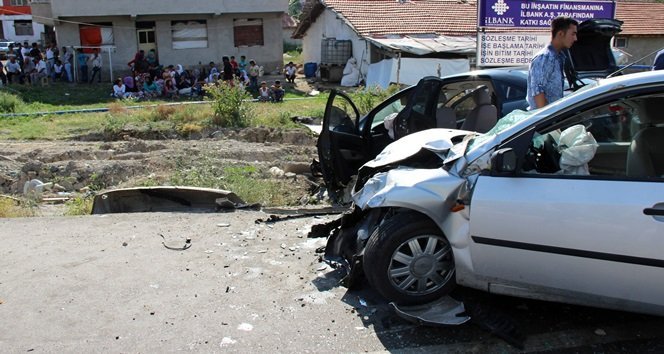 KAZA SONRASI YAŞANANLARI KÖYLÜLER FİLM GİBİ İZLEDİ. (YASİN ERDEM/KARABÜK-İHA)