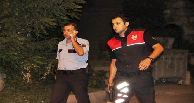 Acil Servis Önünde Silahlı Kavga