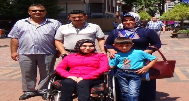 Çaycuma’da  Esra Erkeç Azmi İle Memur Oldu