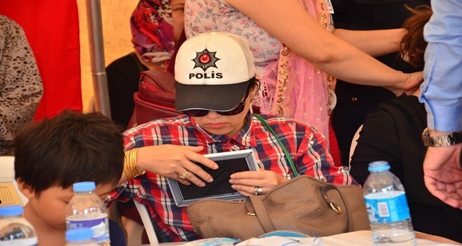 DİYARBAKIR’DA PUSUYA DÜŞÜRÜLEREK HAYATINI KAYBEDEN KAYBEDEN POLİS MEMURU TANSU AYDIN, ZONGULDAK’TA GÖZYAŞLARI İÇİNDE SON YOLCULUĞUNA UĞURLANDI. (ONUR ALTINDAĞ - SERTAÇ ÖZDEMİR - UFUK DURAK/ZONGULDAK-İHA)