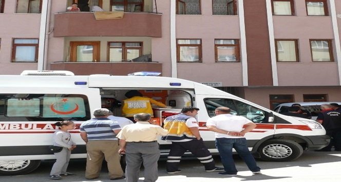 Öğrenci Evinde Yangın Çıktı