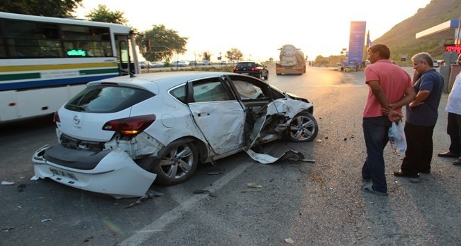 Kaza Yapan Gençler Mahallelinin Tepkisi Üzerine Kaçtı