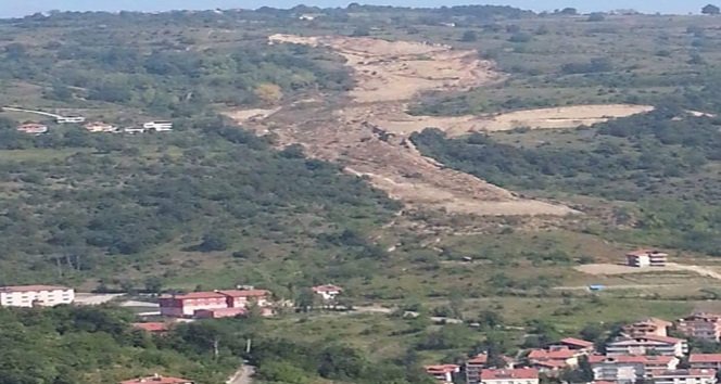 Zonguldak’ta Heyelan Sebebiyle 26 Bina Daha Boşaltıldı