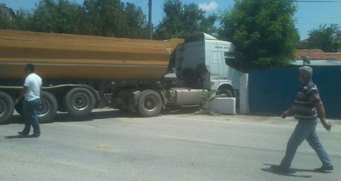 Facia kıl payı atlatıldı