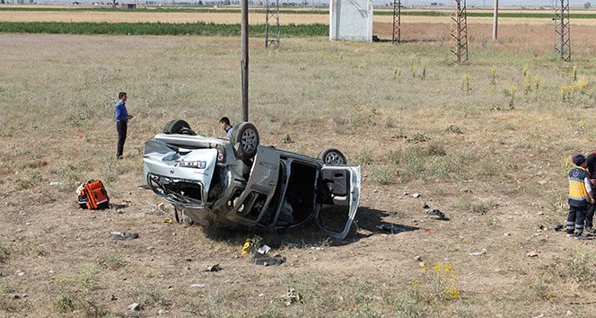 Motosikletli çocuklara otomobil çarptı: 2 ölü, 5 yaralı