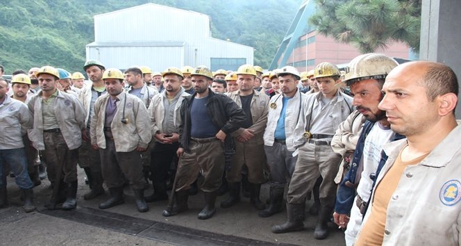 GMİS YÖNETİMİ TOPLU SÖZLEŞME KONUSUNDA MADENCİYİ BİLGİLENDİRDİ (ONUR ALTINDAĞ/ZONGULDAK-İHA)