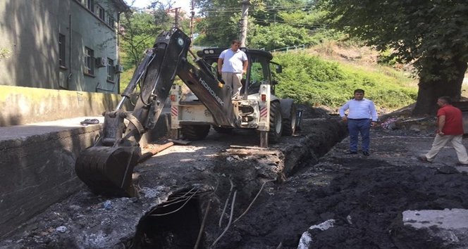 KOZLU'DA DOĞALGAZ ÇALIŞMALARI SÜRÜYOR (A. CÜNEYD HAMZAÇEBİ/ZONGULDAK-İHA)