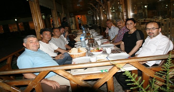 GURBETÇİLER, SALTUKOVA'DA BİR ARAYA GELDİ (FİKRİ ERDEM/ZONGULDAK-İHA)