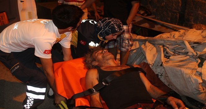 YERDE HAREKETSİZ YATINCA POLİS VE SAĞLIK EKİPLERİ HAREKETE GEÇTİ