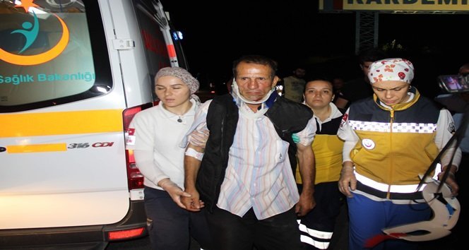 AŞIRI DERECE ALKOLLÜ OLAN RAMAZAN MERCİMEK İSİMLİ SÜRÜCÜ POLİSTEN KAÇARKEN, YOL KENARINDA BEKLEYEN BAŞKA BİR ARACA ÇARPTI. (YASİN ERDEM/KARABÜK-İHA)