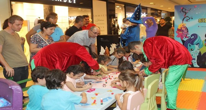 ZELF’LERİN EĞLENCELİ DÜNYASINA ÇOCUKLARDAN BÜYÜK İLGİ