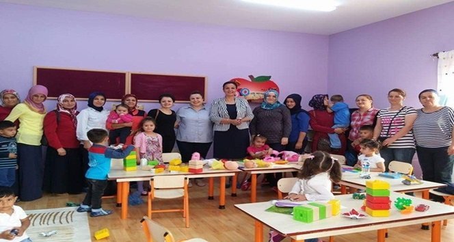 BAŞKAN ZERRİN GÜNEŞ OKULLARI ZİYARET ETTİ