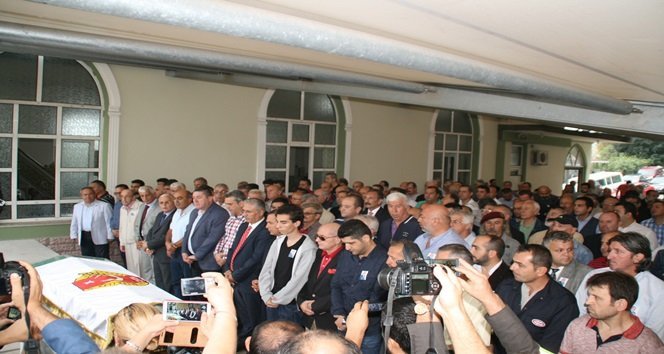 GAZETECİ KORAY KAYALI DUALARLA UĞURLANDI