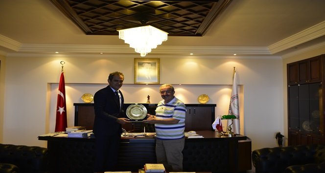 BEÜ KÜTÜPHANELERİ ZONGULDAKLILARIN DESTEKLERİ İLE BÜYÜYOR