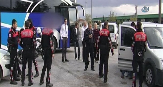 Otobüste canlı bomba paniği