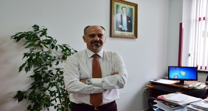 HASTALAR DOKTORA DEĞİL KOMŞUYA İNANIYOR