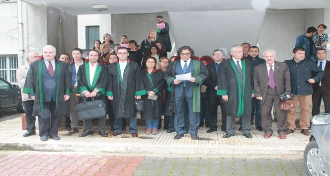 AVUKATLARDAN TERÖRE TEPKİ