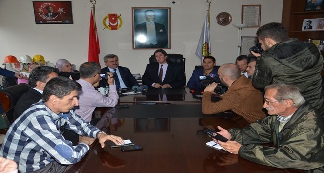 GAZETECİLER ÇATUROĞLU’NU AĞIRLADI