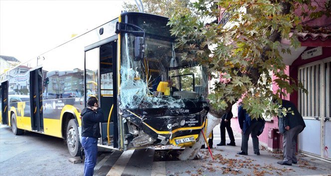 Şoför kalp krizi geçirdi, onlarca yolcu ölümden döndü