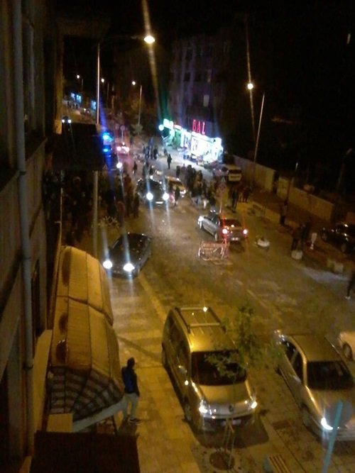 ZONGULDAK'IN ÇAYCUMA İLÇESİNDE AHMET TARIK BERBEROĞLU SOKAK ORTASINDA SİLAHLA VURULARAK ÖLDÜRÜLDÜ. (EMRAH YILDIZ/ZONGULDAK-İHA)