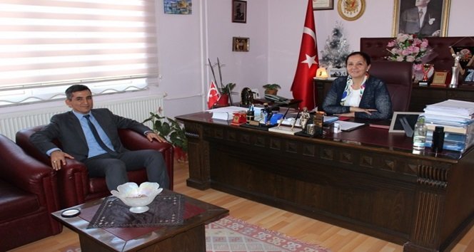 ÖZDEMİR SALTUKOVA’DA ZİYARETLERDE BULUNDU