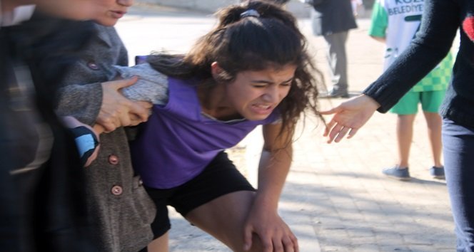 GENÇLİK HİZMETLERİ VE SPOR İL MÜDÜRLÜĞÜ TARAFINDAN DÜZENLENEN OKULLARASI ATLETİZM KROS TÜRKİYE ŞAMPİYONASI ZONGULDAK İL SEÇMELERİNDE SPORCULAR ZOR ANLAR YAŞADI (MURAT KÜÇÜK/ZONGULDAK-İHA)