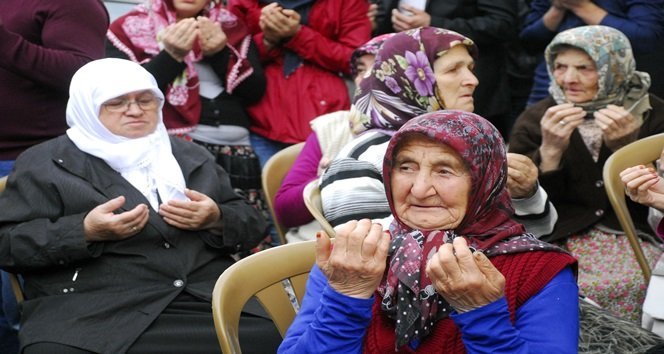 HAYATINI KAYBEDEN MADEN İŞÇİSİ DUALARLA SON YOLCULUĞUNA UĞURLANDI. (MURAT KÜÇÜK - UFUK DURAK/ZONGULDAK-İHA)