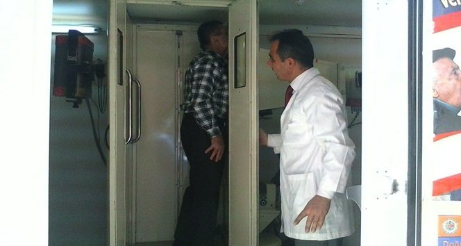 KDZ. EREĞLİ VEREM SAVAŞ DERNEĞİ GEZİCİ RÖNTGEN TARAMA ARACI İLE VEREM TARAMASI ÇALIŞMALARINI SÜRDÜRÜYOR. (VEDAT KILIÇ/ZONGULDAK-İHA)