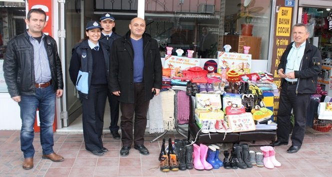 ÇAYCUMALI ESNAFLARDAN MARDİN DERİK'E YARDIM (EMRAH YILDIZ/ZONGULDAK-İHA)