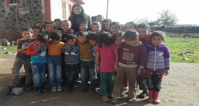 MARDİN DERİK'TE YARDIMA MUHTAÇ OKULA ÇAYCUMADAN YARDIM ELİ GELDİ (EMRAH YILDIZ/ZONGULDAK-İHA)