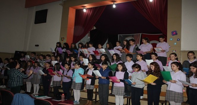 YAYLA ORTAOKULUNDA ÖĞRETMENLER GÜNÜ ETKİNLİĞİ DÜZENLENDİ (ONUR ALTINDAĞ/ZONGULDAK-İHA)